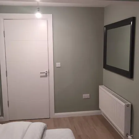 Eyre Square View Πανσιόν 3*