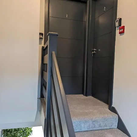 Eyre Square View Guest house 3*